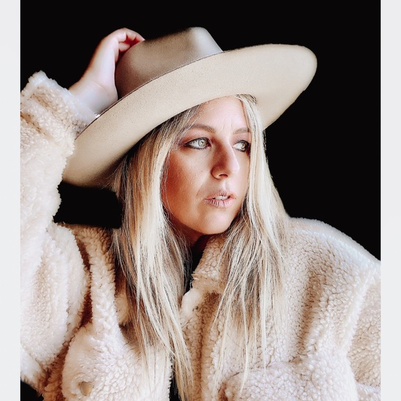 NWT FAUX FUR SNAP BUTTON JACKET - Picture 13 of 16